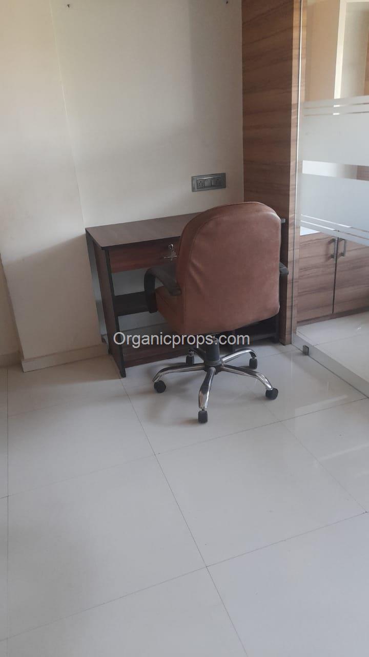 OFFICE ON RENT